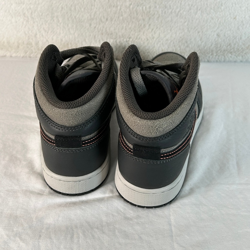 Air Jordan 1 Mid Dark Grey Orange Swoosh Kids Sneakers Size Youth 4.5 FQ8341-017 - Picture 3 of 12